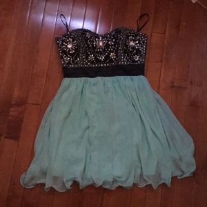 Sweetheart neckline dress